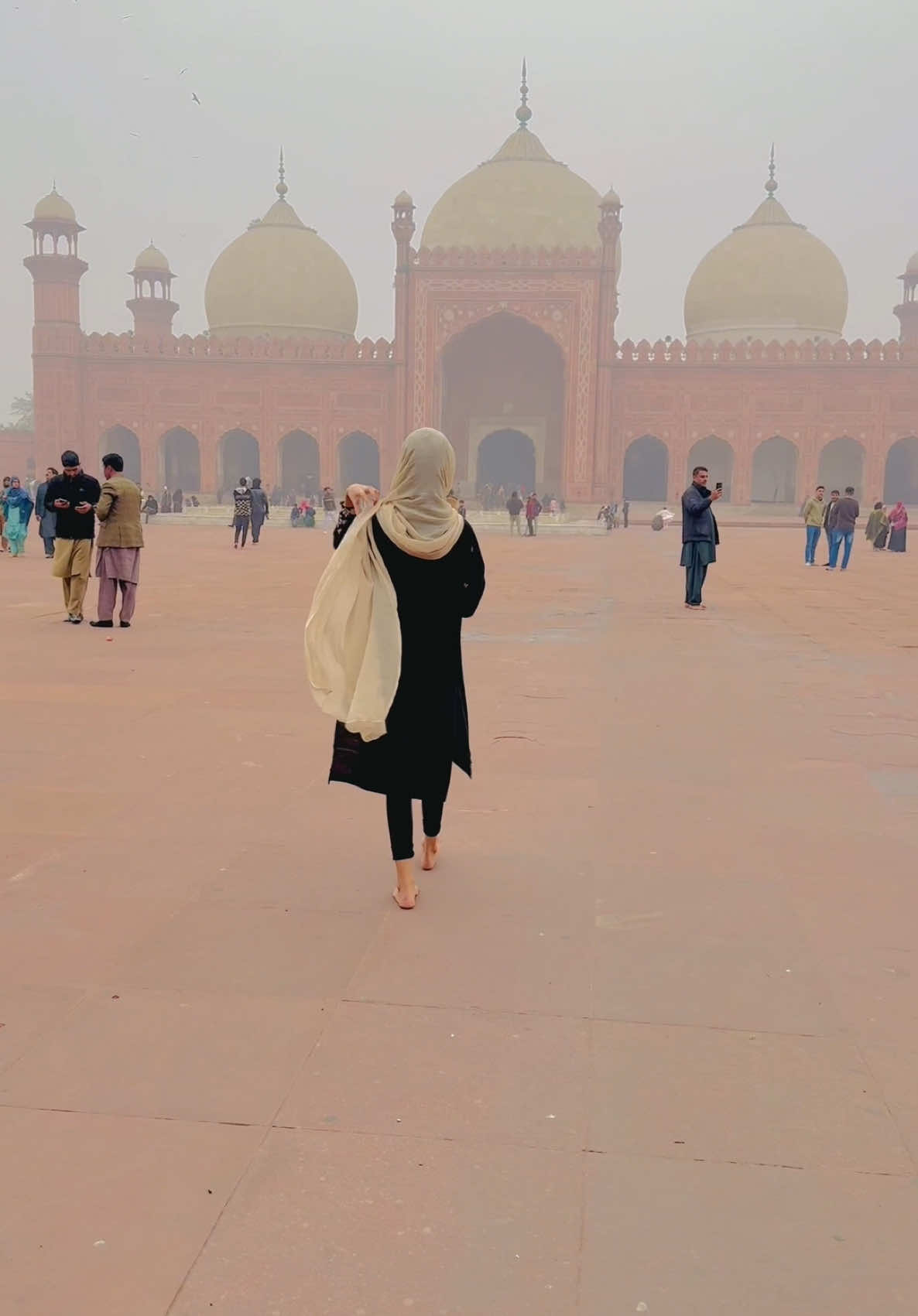 Lahore badshahi musjid ❤️ @Ayan #iubains #trending #viralvideo #sehayn #sehrofficial  #CapCut 