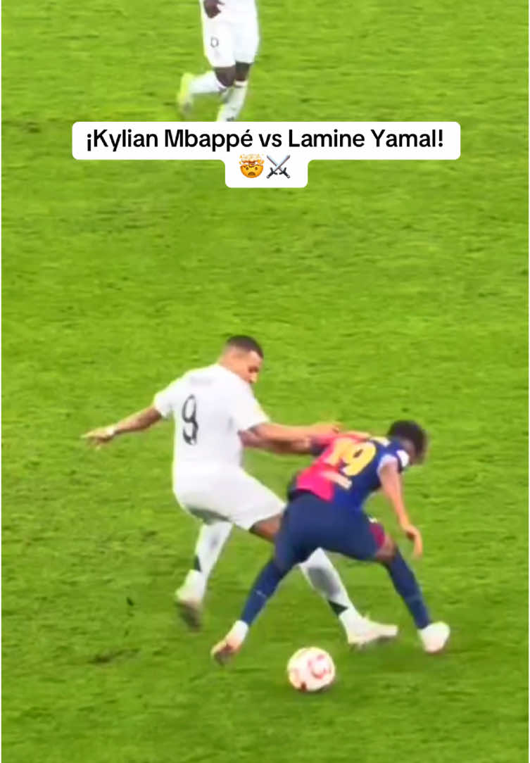 ⚔️. #mbappe7 #lamineyamal #ElClasico #realmadridfans #barcelonafc #kylianmbappé #enfrentamiento 