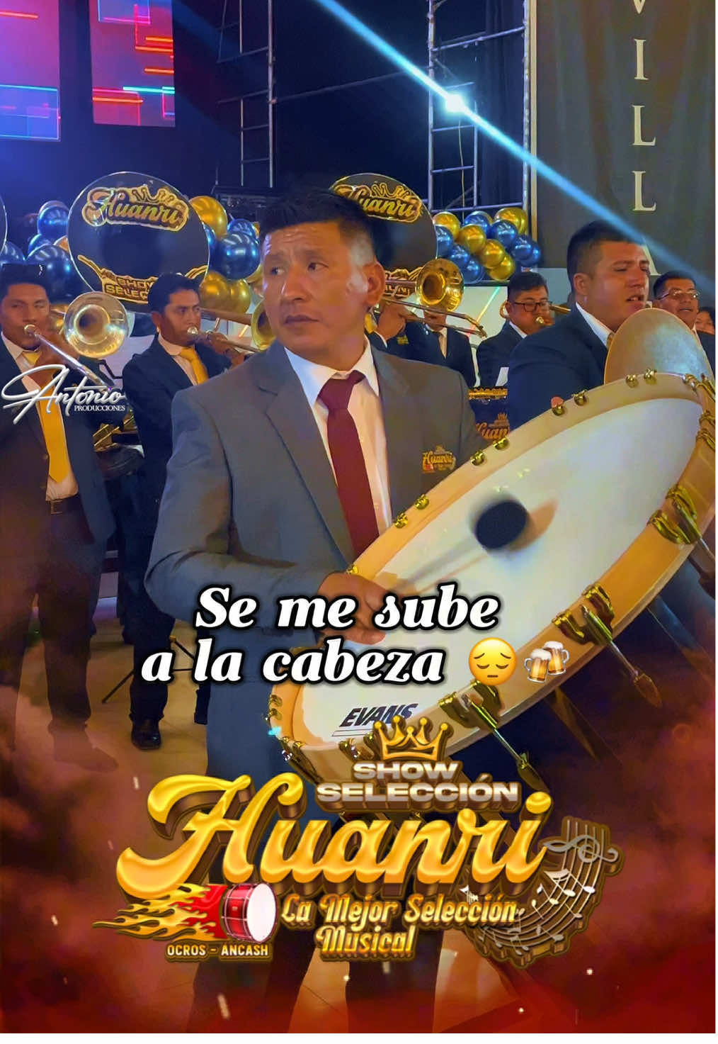 Esa cerveza que yo tomo🤪🍻 @Jairo Montalvo Oviedo @ALEXA PRODUCCIONES ❤️💫⭐️ @@ANTONIO PRODUCCIONES #seguidores #showseleccionhuanri #lamejorseleccionmusical #banderos #bandita #huancayo #lanzamiento #milmaravillas #ancash #corazonbandero #jairo 