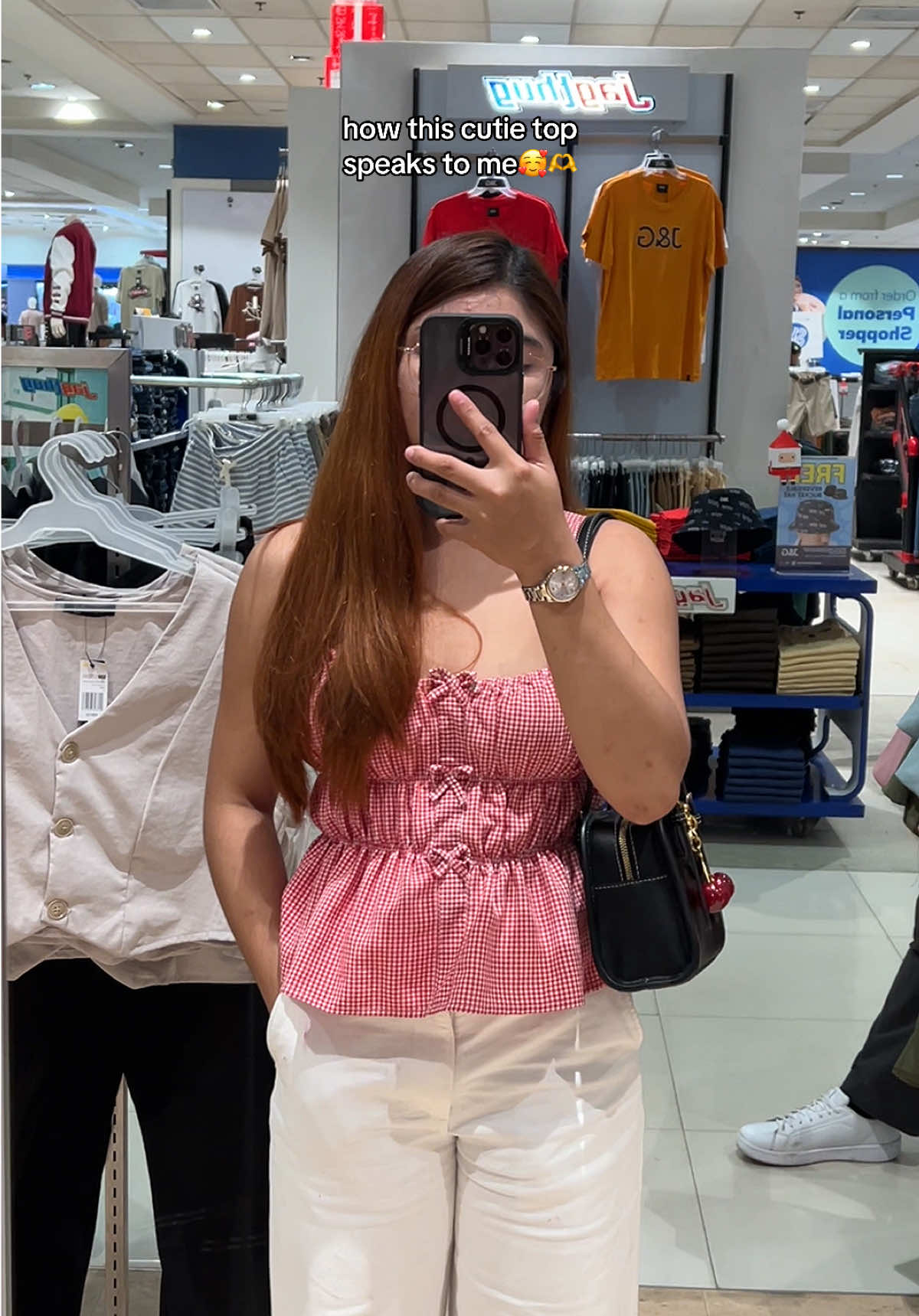 To cute to gatekeep 😉🤝  #coquette #coquettetop #redribbontop #ribbontop #cutetop #cuteoutfit #penelopetop #fyp #viral #trending 