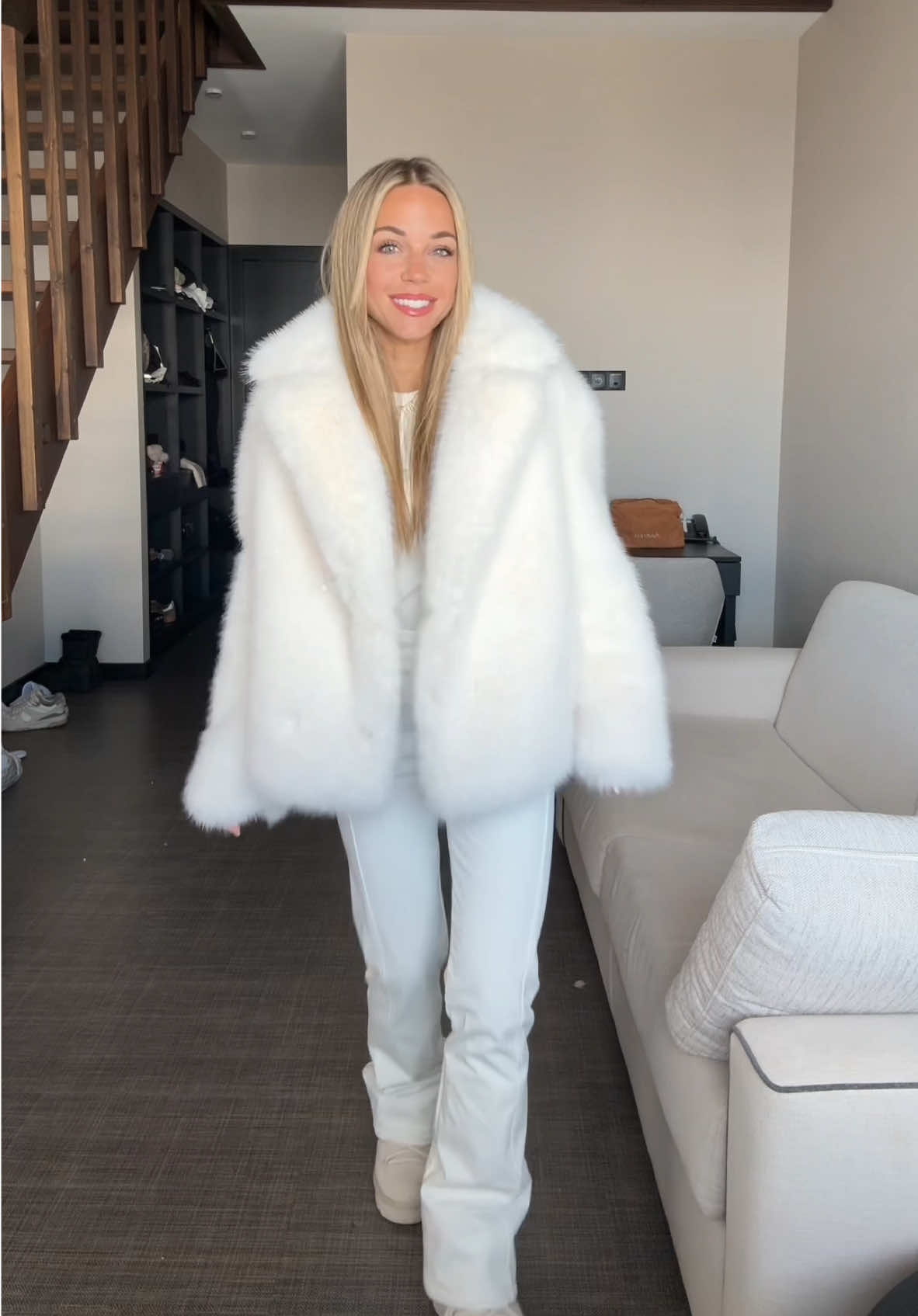Look du Jour a la Neige 🤍 #zara #oysho #asos #miumiu #pourtoi 