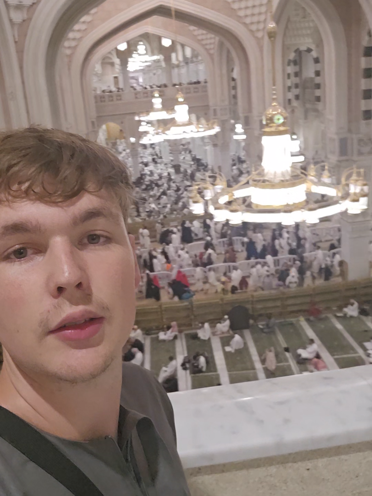 Muslim revert in mecca for the first time #muslim #muslimtiktok #islam #revert #alhamdulillah 