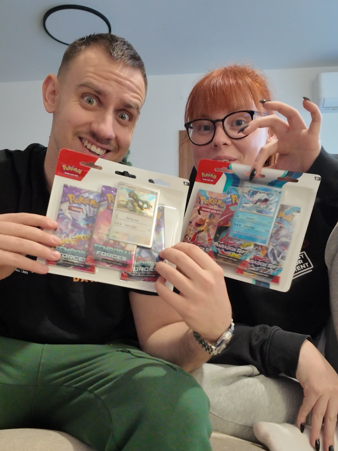 Veszélyes hobbi 😧🤯 #pokemon #tcg #couple