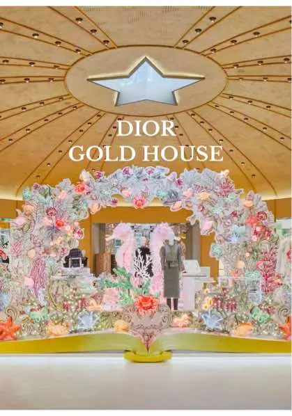 Dior’s Gold House in Bangkok Thailand A stunning fusion of timeless elegance and modern design, this architectural marvel reflects Dior's rich heritage while embracing Thailand's vibrant culture. With its gleaming golden façade and meticulously curated interiors, the Dior Gold House is a celebration of craftsmanship, artistry, and sophistication Now Open #luxury #designer #dior #luxurylife #bangkok #thailand #LVMH #Travel 