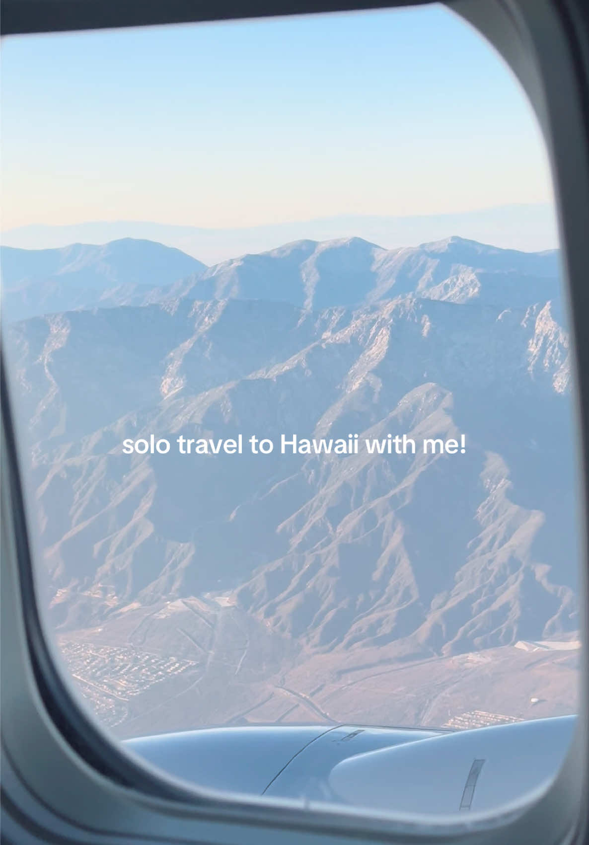 #travel #travelday #travelvlog #Vlog #traveltiktok #hawaii #ord #ohare #lax #solotravel #fyp 