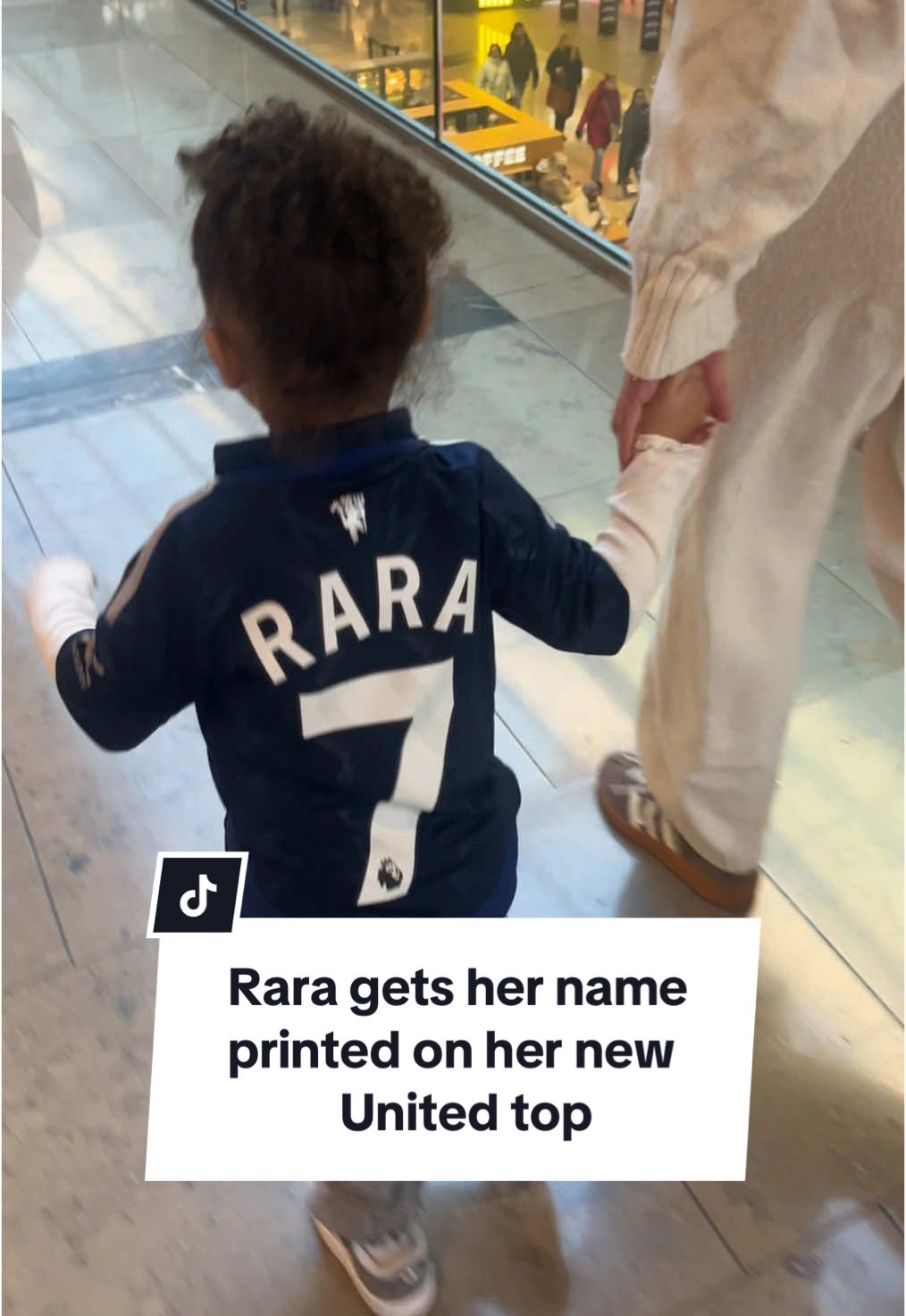 @Manchester United blue kits never miss😮‍💨After last nights game it was only right I posted this. @adidas #rara #alora #manchesterunited #manutd #united #football #footballkits #tshirt #fyp #foryoupage #foryou #fyppp #viral #relatable #repost #toddlertok #toddlersoftiktok #footballtok