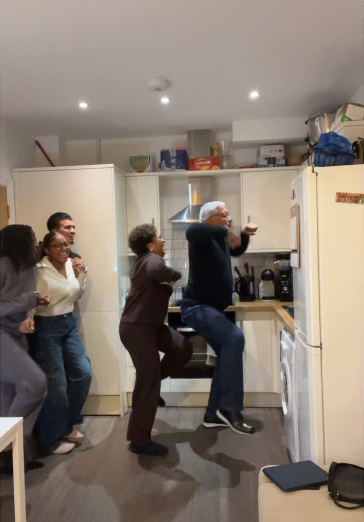 Chicken dance prank. I almost peed myself 😭 #fyp #foruyou #viral_video #trendin #tikto #foru #relatable #challenge #funnyy #funnytiktok #virał #prankvideo #chickendance #da #dancingdad #dancechallenge #FamilyFun 