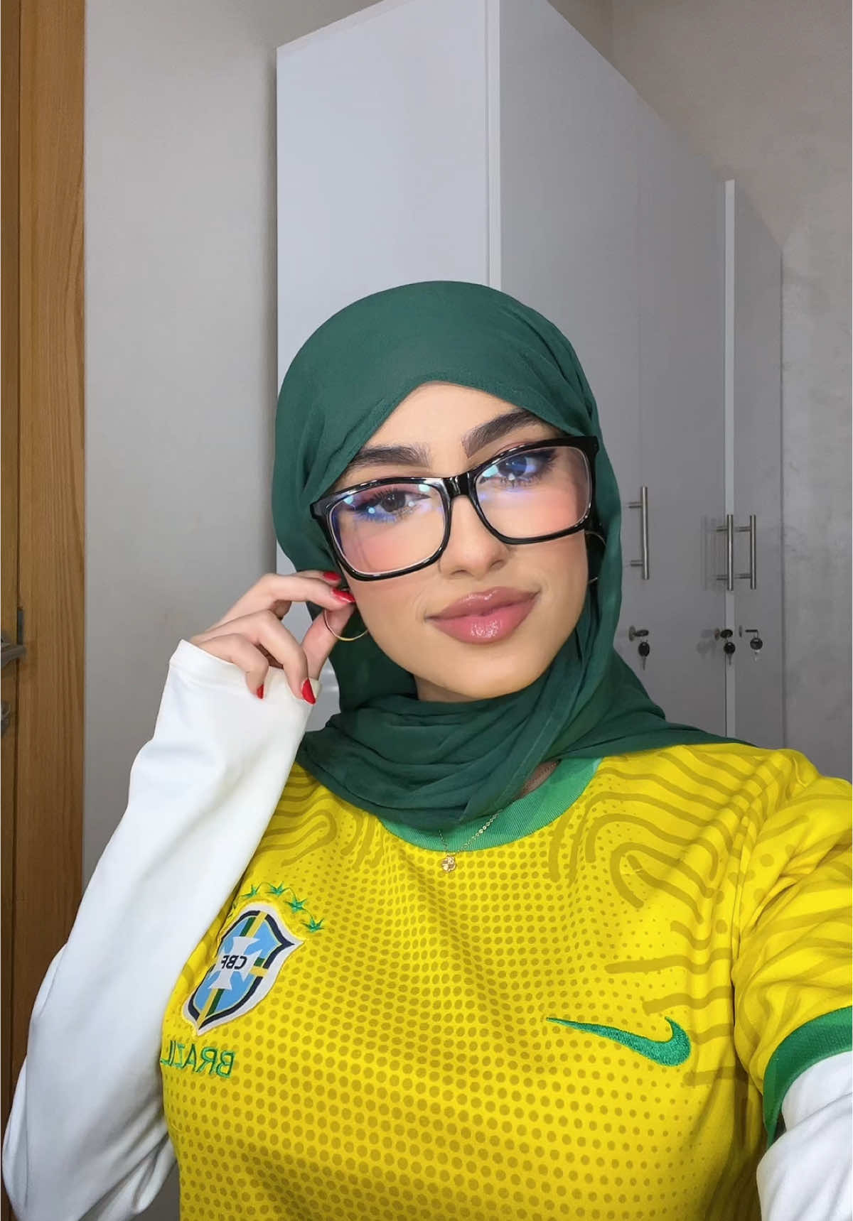 ما في حد يتركني 😌