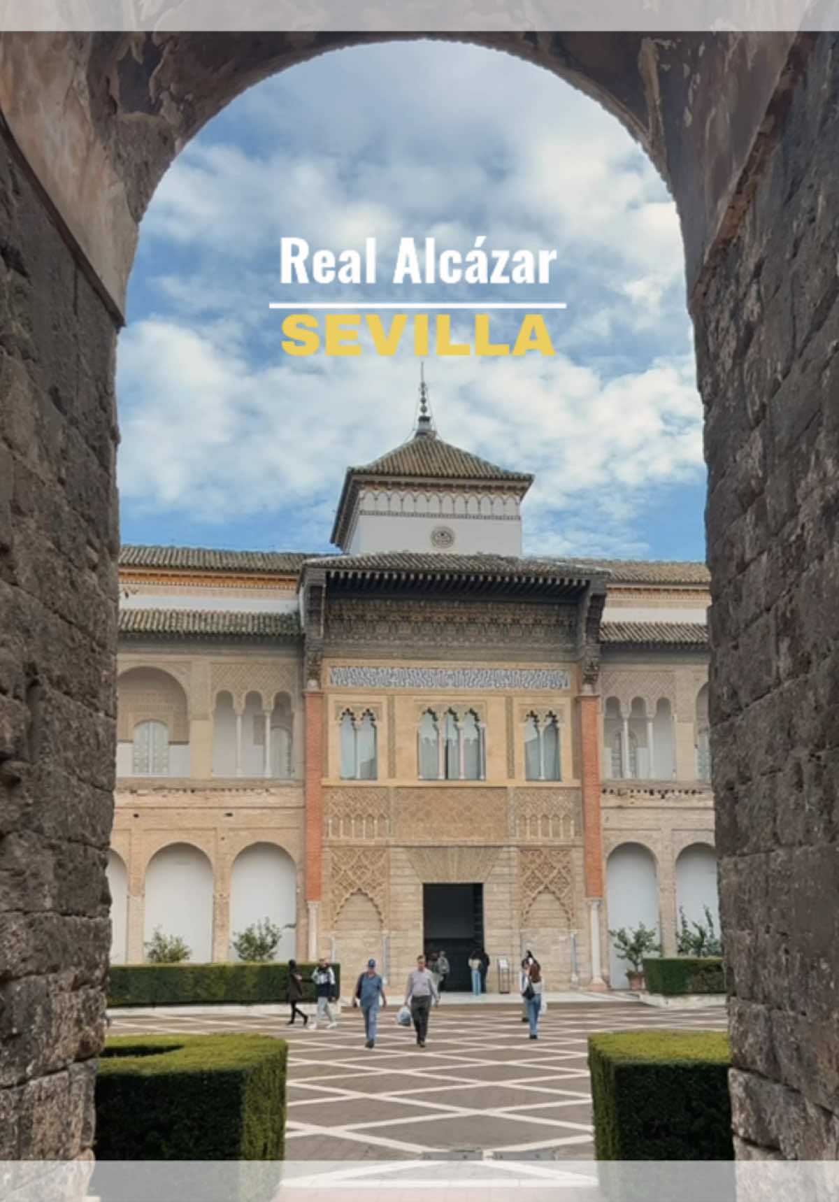 📍Royal Alcázar of Seville! 🇪🇸 This stunning palace, with its intricate details and lush gardens, feels like a dream come true. No wonder it’s a UNESCO World Heritage Site! Have you visited yet? #alcazarofseville #sevilla #historicalbeauty #unescoheritage #traveltospain
