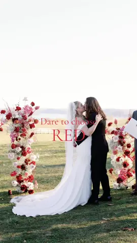 RED… Some love her, some hate her. We LOVE her, in all her drama and passion 🥀 Floral design by Laura of Lauxmont 📍East coast & travel Inquiries contact | LauraOfLauxmont@gmail.com Photography @katytrefryphotography  Venue: Lauxmont Farms Weddings - Japanese Gardens #floraldesign #floraldesigner #florals #weddingflowers #weddingflorals #weddingflorist #lancasterflorist #philadelphiaflorist #bridalbouquet 