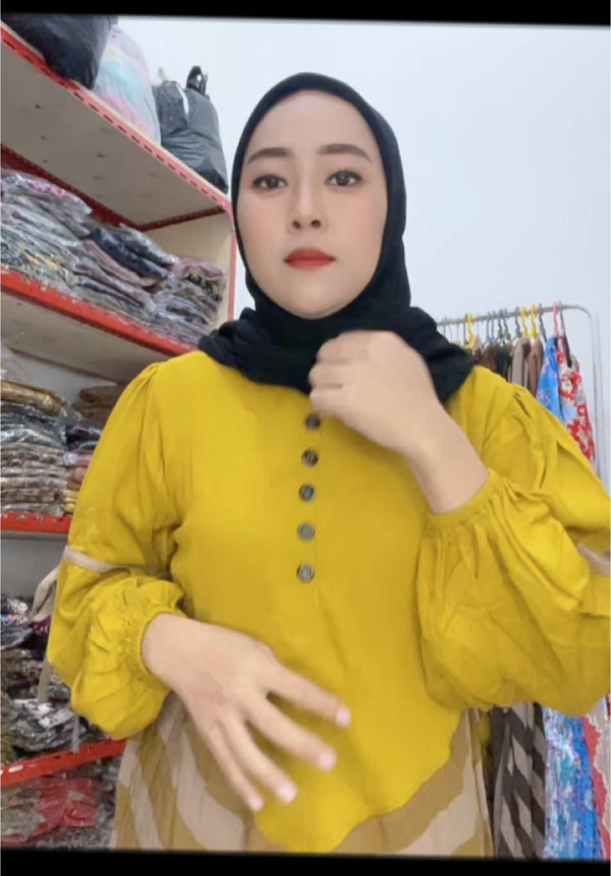 Gamis fauzia lagi diskon harga sayaaangkuh🔥🔥 #gamis #fyp #viraltiktok #gamiskekinian #gamislebaran #dressmewah 