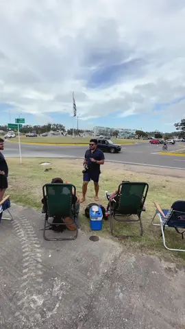 Así vivimos el pasado domingo en La Barra de Maldonado 📸 un montón de autos exóticos que visitan nuestro país y que han dejado huella con su sinfonía de motores y estilo.  Disfurten este nuevo episodio 