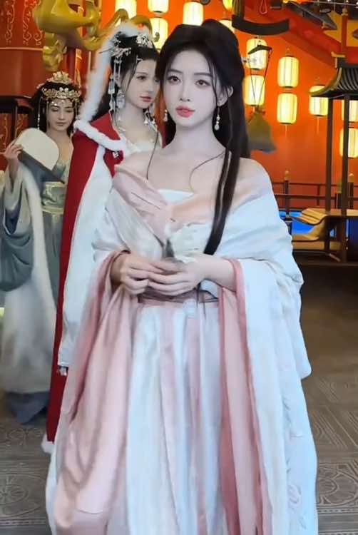 #gaixinh #xuhuong #gaixinhchina #gaixinhtrungquoc #mynhandouyinchinese #汉服 #hanfu汉服 #hanfugirl #hánphục #yfpシ #foryou 