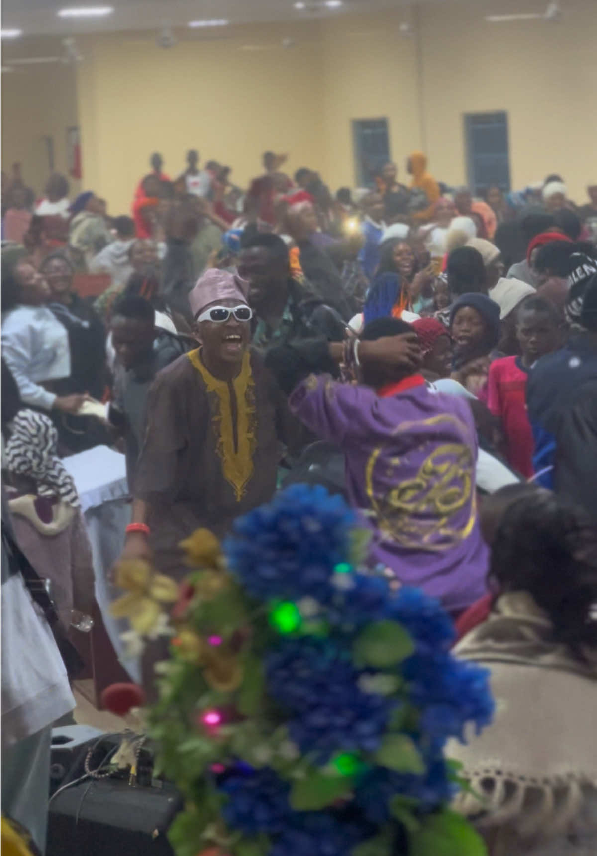 I can’t control this craziness in church 😂🕺🕺 #emperoroflagos #virał