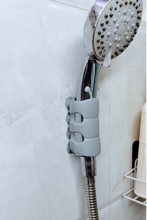 The shower stand that comes with the bathroom is too high and inconvenient. Prepare a suction cup shower stand. It has a caterpillar shape, strong suction and is easy to move #ShowerStand