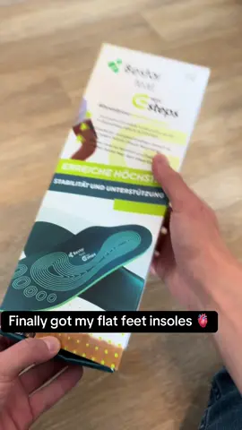 Finally got my flat feet insoles 😮‍💨#flatfeet #orthopedics #orthopedicsurgeon #flatshoes #insoles #injuryprevention #footwear #KingFoam #biomechanics #align #footprints #custominsoles 