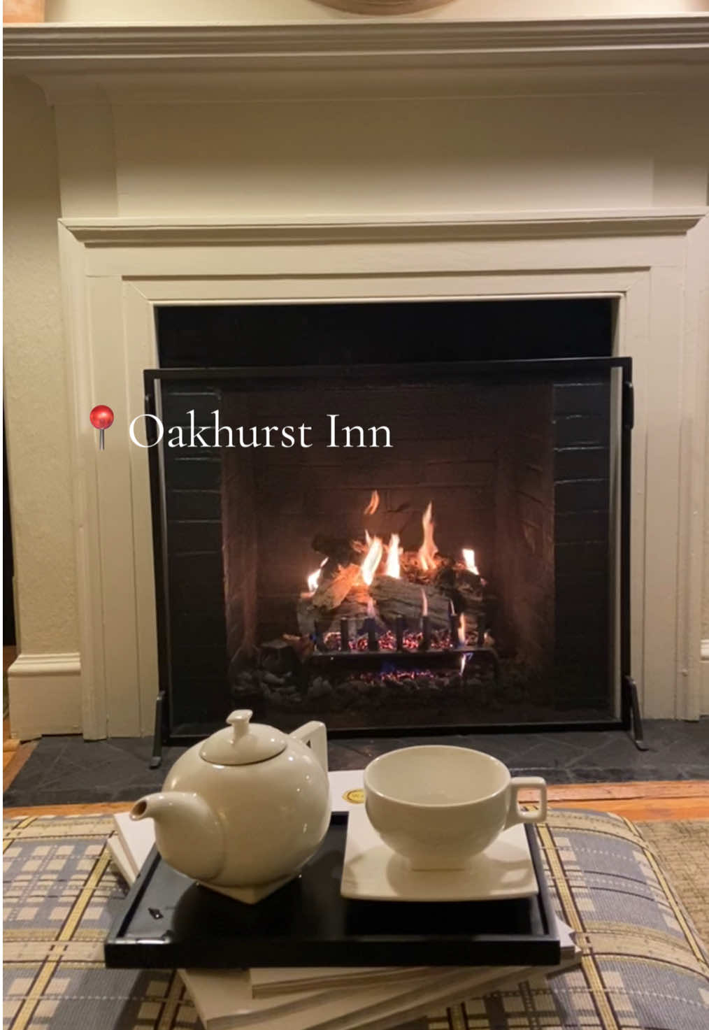 Can confirm the Oakhurst Inn gives ✨Gilmore Girls✨ #winter #charlotesville #charlotesvilleva #virgina #trip #cozy #fireplace #teatime #book #cute #inn #girltrip #sistertrip #bedandbreakfast #weekendtrip #bookshop #fireplace #gilmoregirls #gilmoregirlstiktok #bookwall #cafe #coffee #coffeetiktok #cutetown #smalltown 