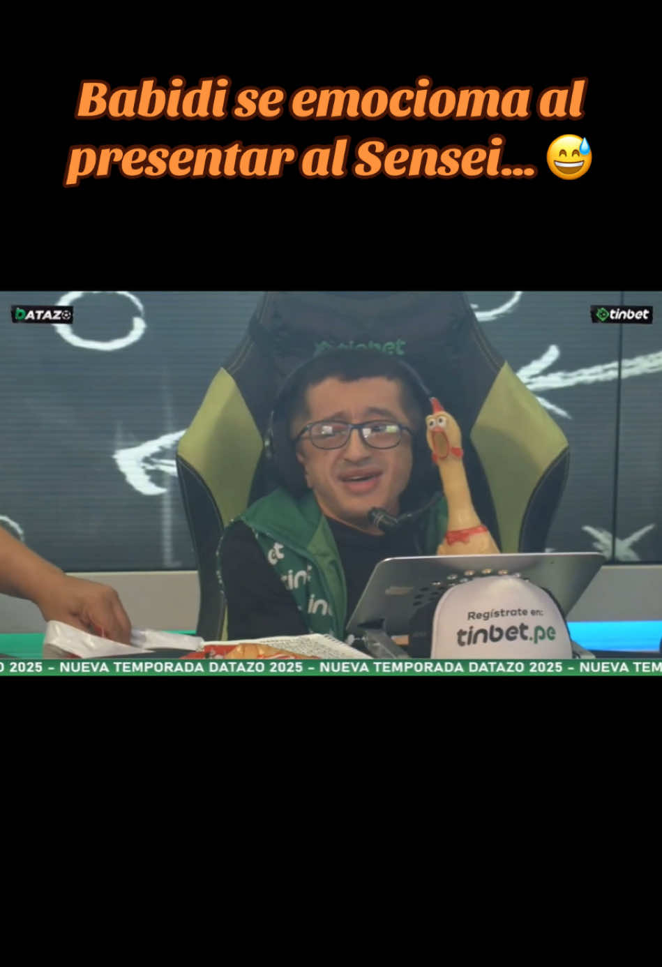 BABIDI SE EMOCIONA AL PRESENTAR AL SENSEI | #peru🇵🇪 #humor #futbol⚽️ #datazo #jajaja #motivacion #liga1 #futbolperuano 