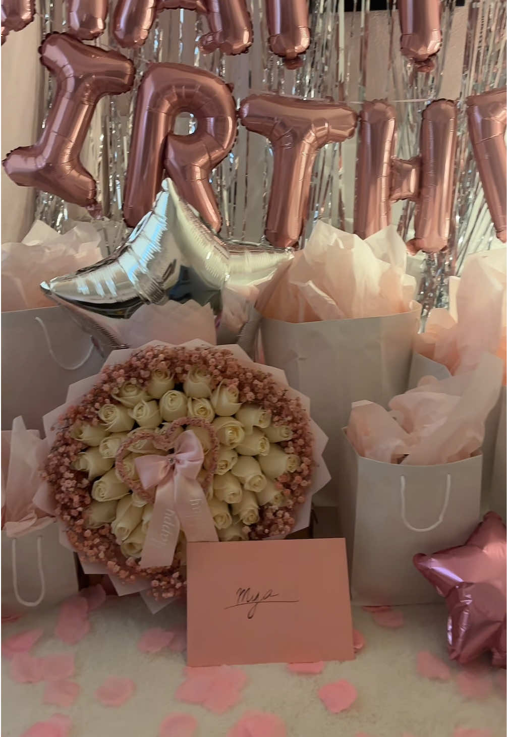 Grateful for my sister the reason why my standards are so high🥹💕@Emily Alvarez #19 #birthday #imjustagirl #sister #roomdecor #asthetic #19birthday #pinkroom #birthdaydecoration #bedroomdecoration #pink #fyp #fypage #fypシ 