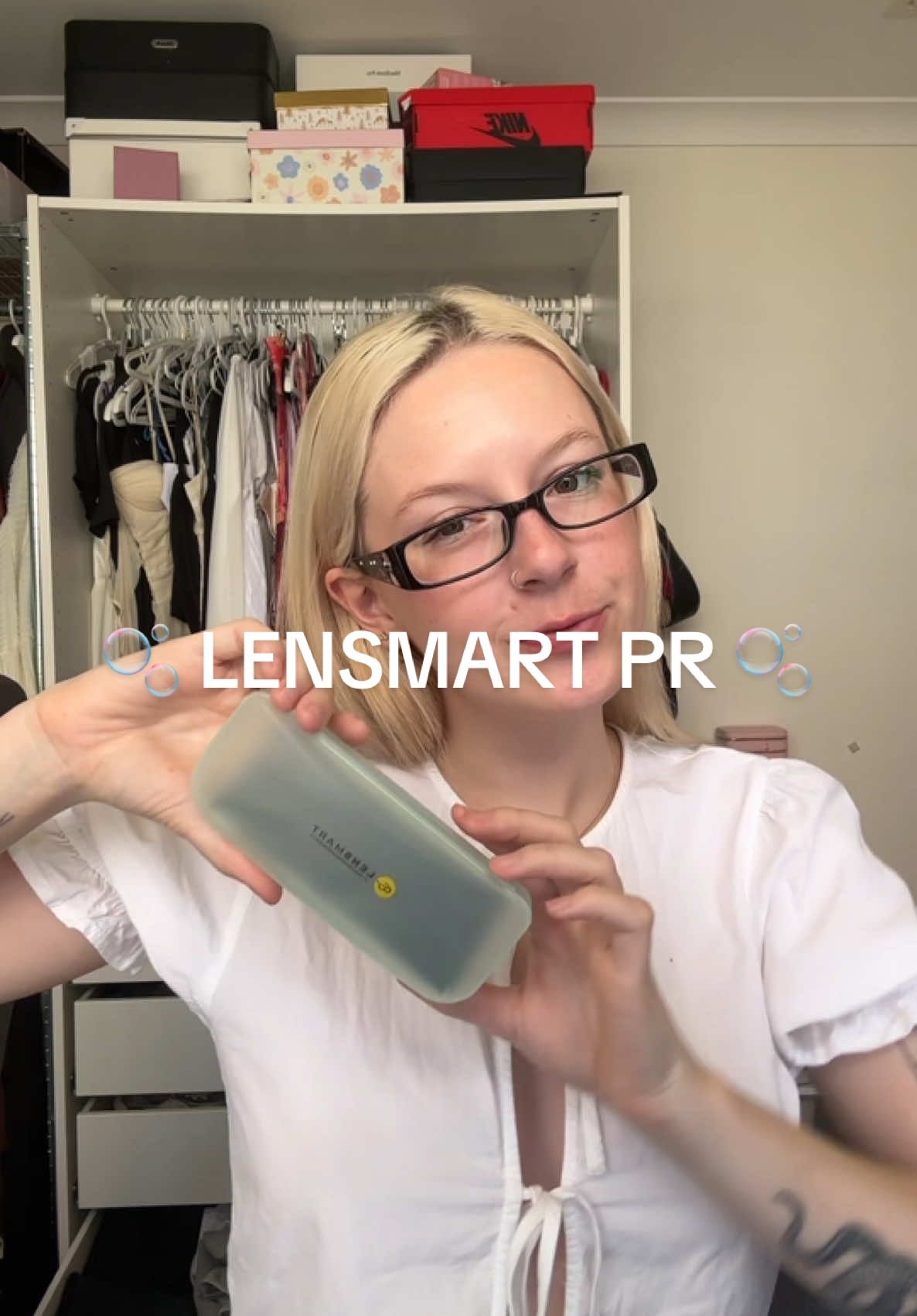 love love 😭🫧 thank you @Lensmart! Use code ‘SOPHI’ at checkout for 15% off 🤍 #prpackage #influencer #creatorsearchinsights #glasses #tryonhaul #cute 