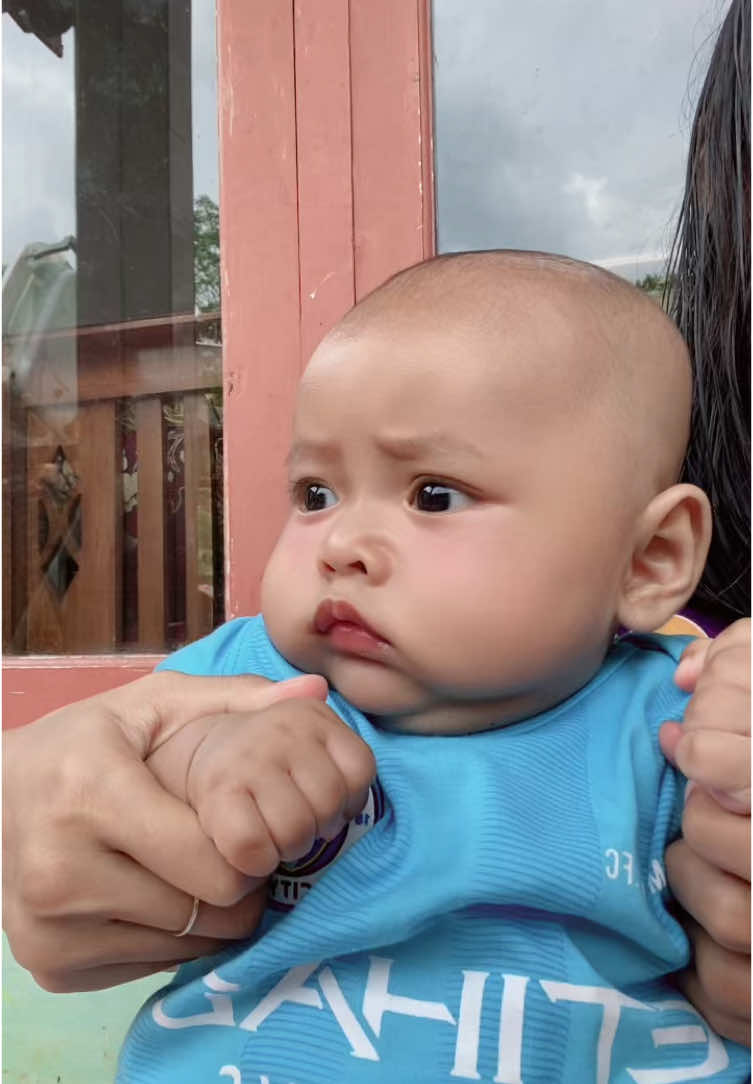 Bayi 3 bulan mau ikut trend🤜🏻🤛🏻       #bayilucu #bayitiktok #babydragon ##bayijogettiktok 