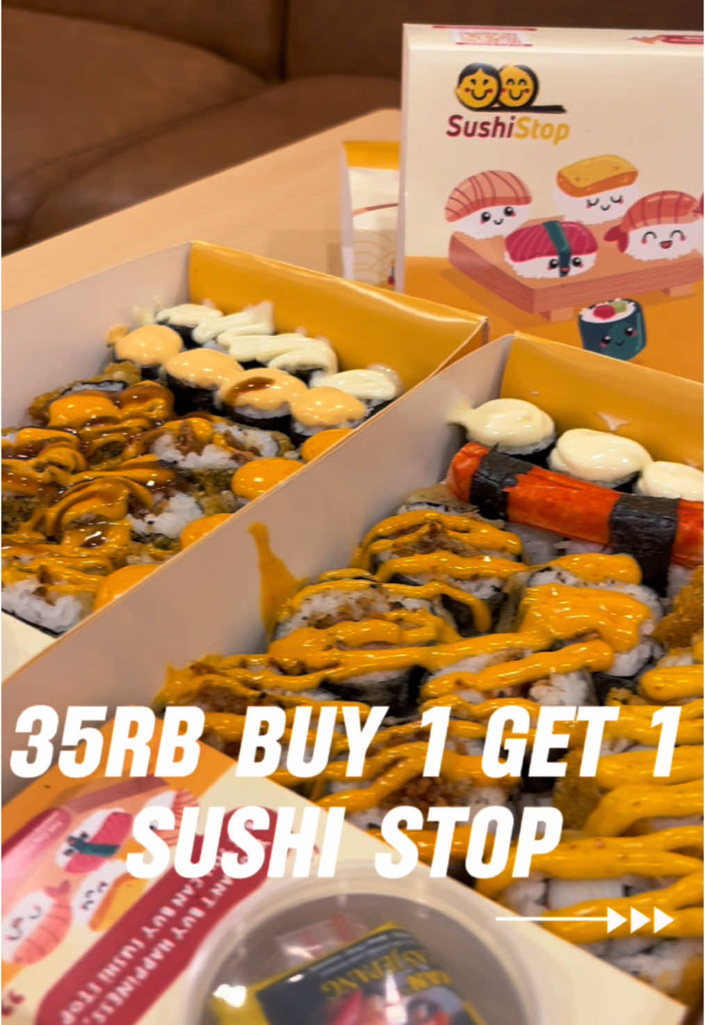 Beli menu yang Oishii platter kamu bisa dapet free Aburi Kani Maki loh.. udah gitu harganya cuma 35Rb aja! murah banget kan. Yuk klik lokasi dan beli vochernya terus datengin outlet sesuai yang tertera di vocher ya  #jelajahkuliner #sushistop #sushi #halal #promo #tiktok #fypage 