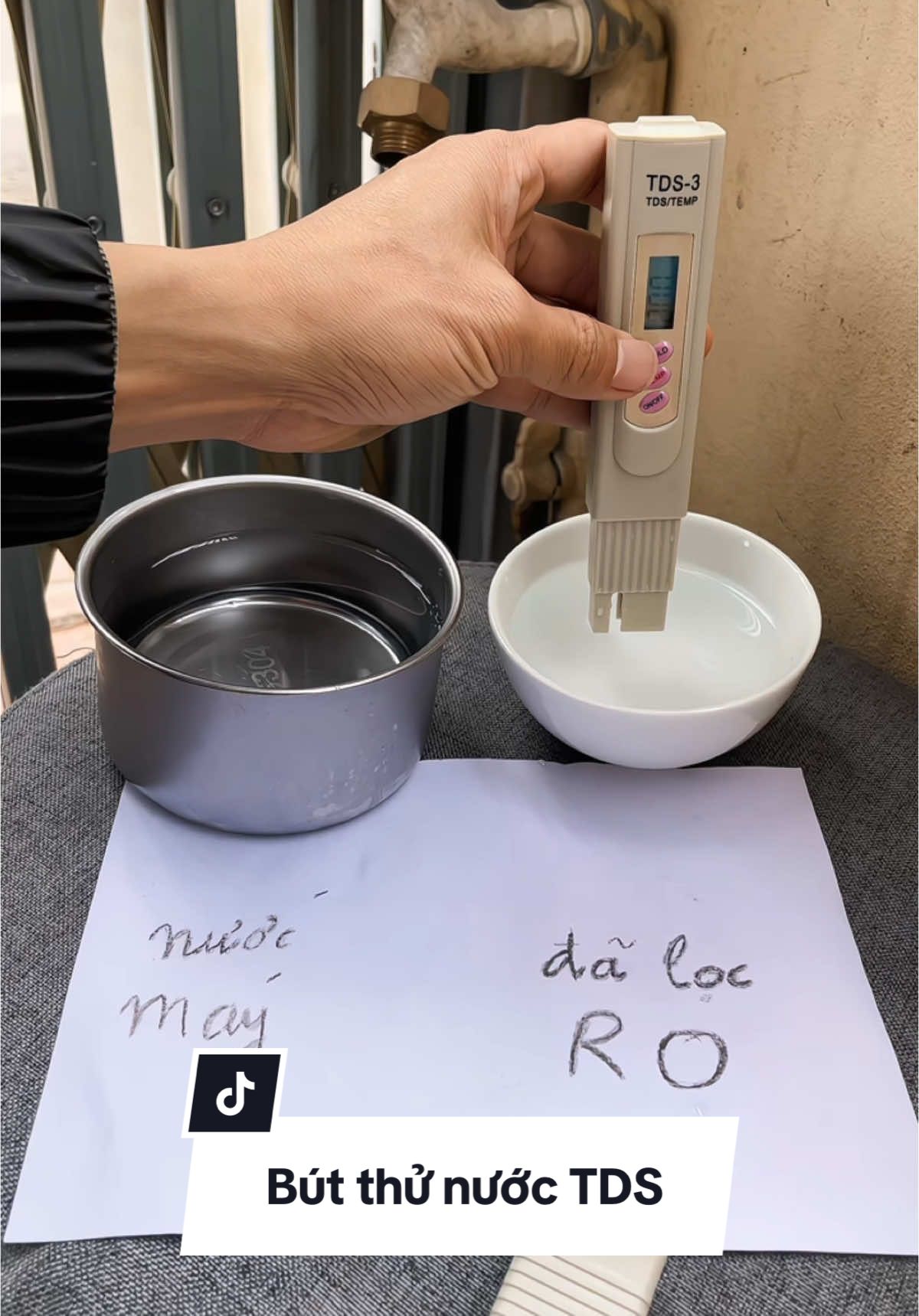 Bút thử nước TDS đo tổng lượng rất rắn hoà tan trong nước khá tiện lợi. #butthunuoctsd #butdotongluongchatranhoatan #butdochatluongnuoc #butdochatluongnuoctds 