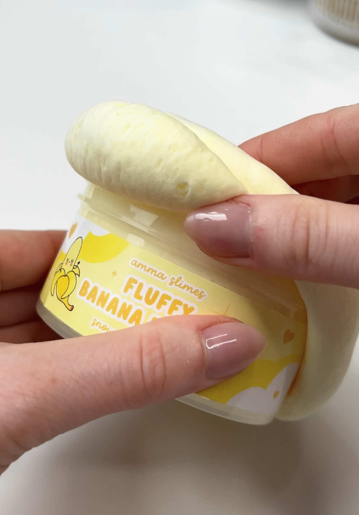 Forever obsessed with leaving slime out overnight 🤩 Fluffy Banana Pudding is in stock now!! 🍌