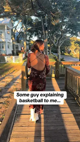 A trend to call out the mainsplanning I’m here for it! #womeninsports #girlswhohoop