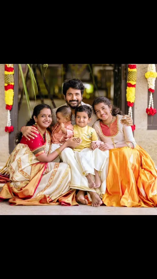 @sivakarthikeyan celebrates Pongal with his fam ❤️ Reposted from @sivakarthikeyan 