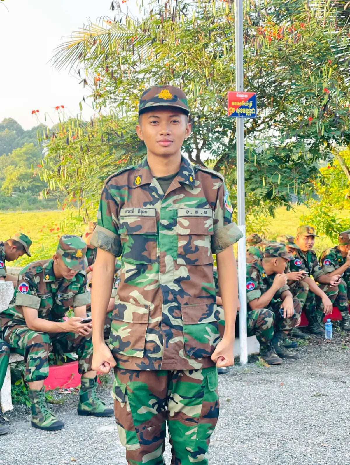 Hope 🖤#fypシ゚ #ក្តិបទាហាន👮🇰🇭 #ក្រចេះផ្ទះខ្ញុំ😊💗 