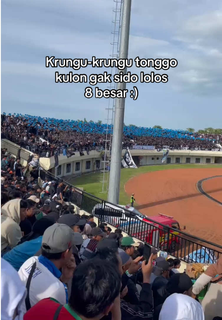 Seng sabar lek, yakin penak liga2 😅#fyp #persela #perselalamongan #lamania #curvaboys #lamonganpopuler #lamongan24jam #liga2 #ligaindonesia #persibo #deltrassidoarjo #pssi #pssiindonesia 