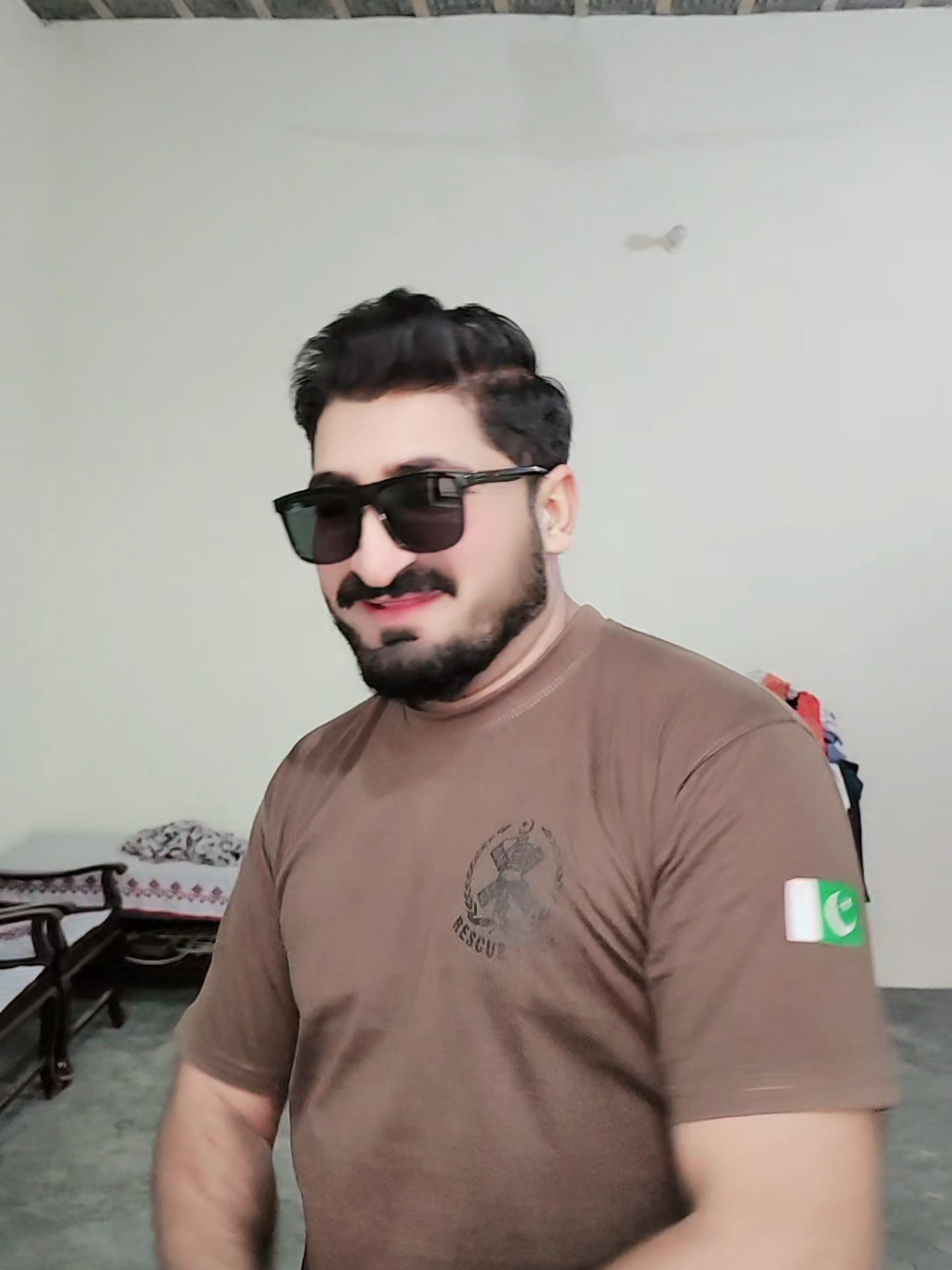 kitne ameer ho 🤣🤣 #unfreezmyaccount #foryoupage #foryoupage #unfreezmyaccount #foryoupage #viral_videos #trending 