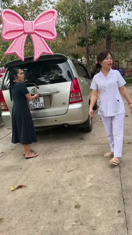120phần cơm yêu thương gửi tặng  bệnh nhân , bệnh viện Phước Long, Hội chi em đồng lòng .