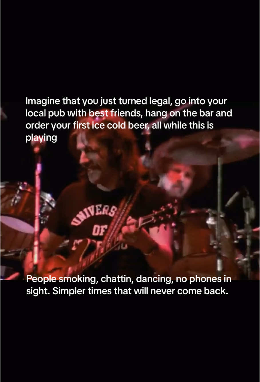 The greatest country rock song performed by arguably the best vocal band in the world. Eagles - Take It Easy (Live at Capital Centre, March 1977) Rhythm Guitar: Don Felder Drums & Backing Vocals: Don Henley Lead Vocals & Rhythm Guitar: Glenn Frey Lead Guitar: Joe Walsh Bass Guitar & Backing Vocals: Randy Meisner Writers: Glenn Frey & Jackson Browne #theeagles #eaglesband #takeiteasy #countryrock #70srock #southernrock #dadrock #divorceddadrock #rockclassic #rockmusic #country #countrymusic #americanamusic #roadtripsongs #rocknrollmusic #donfelder #donhenley #glennfrey #joewalsh #randymeisner #bluesrock #bluesrockmusic #rockband #bluesguitar #rockguitar 