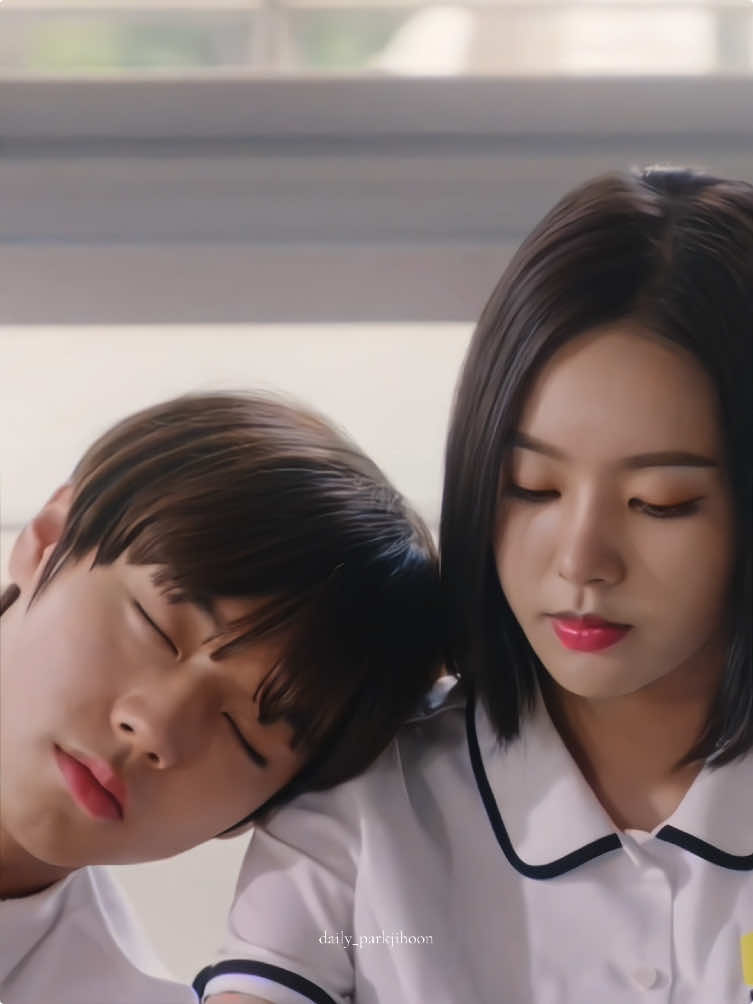 #loverevolution #parkjihoon #leeruby “iam studying you” 🤣