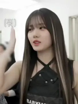 pharita : tutor wink dek 😏👈🏻 #rora #pharita #babymonster #rorababymonster #pharitababymonster #meme #foryou #kpopmemes #kpop #fyp
