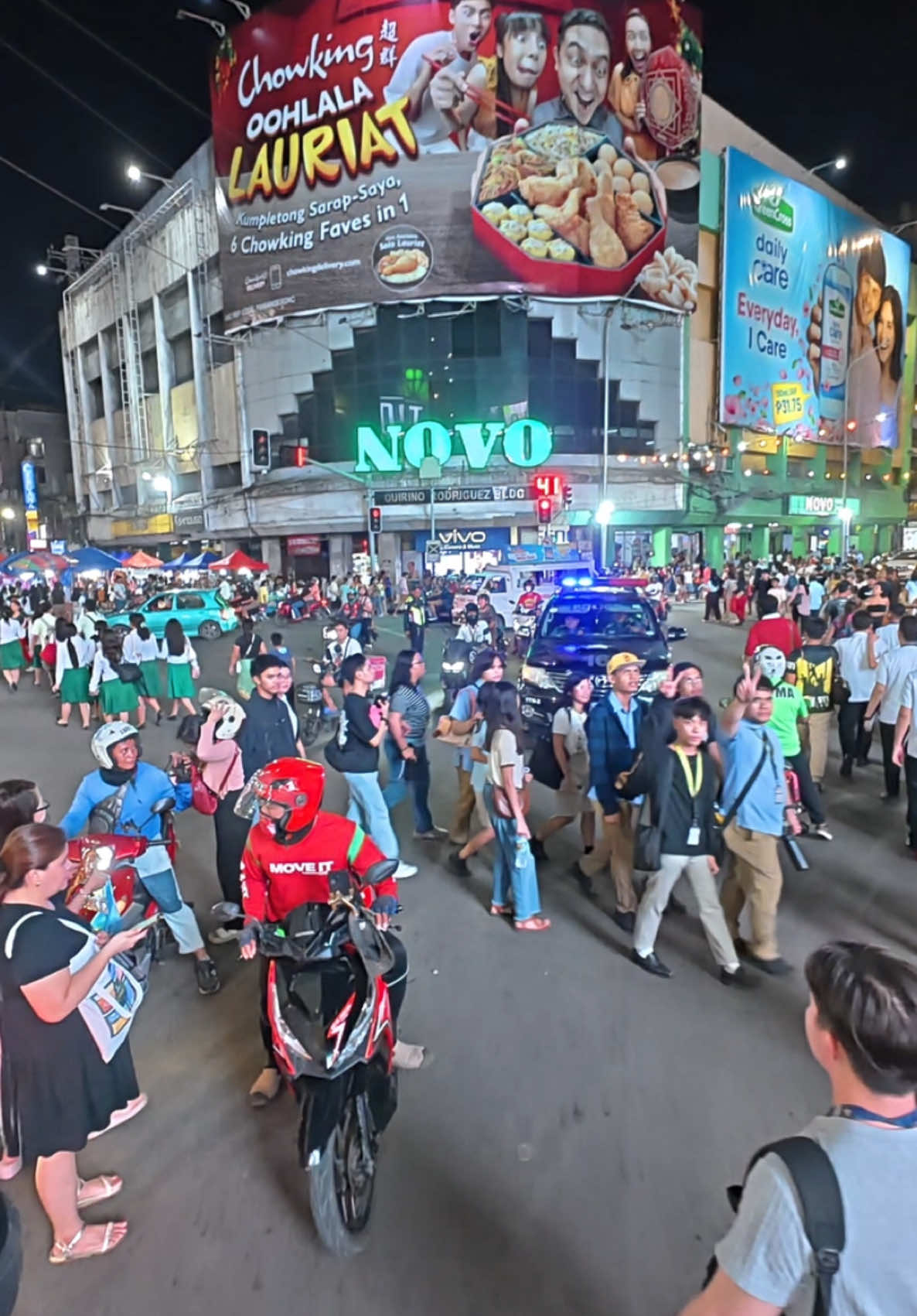 Cebu’s Shibuya Crossing During Sinulog SZN