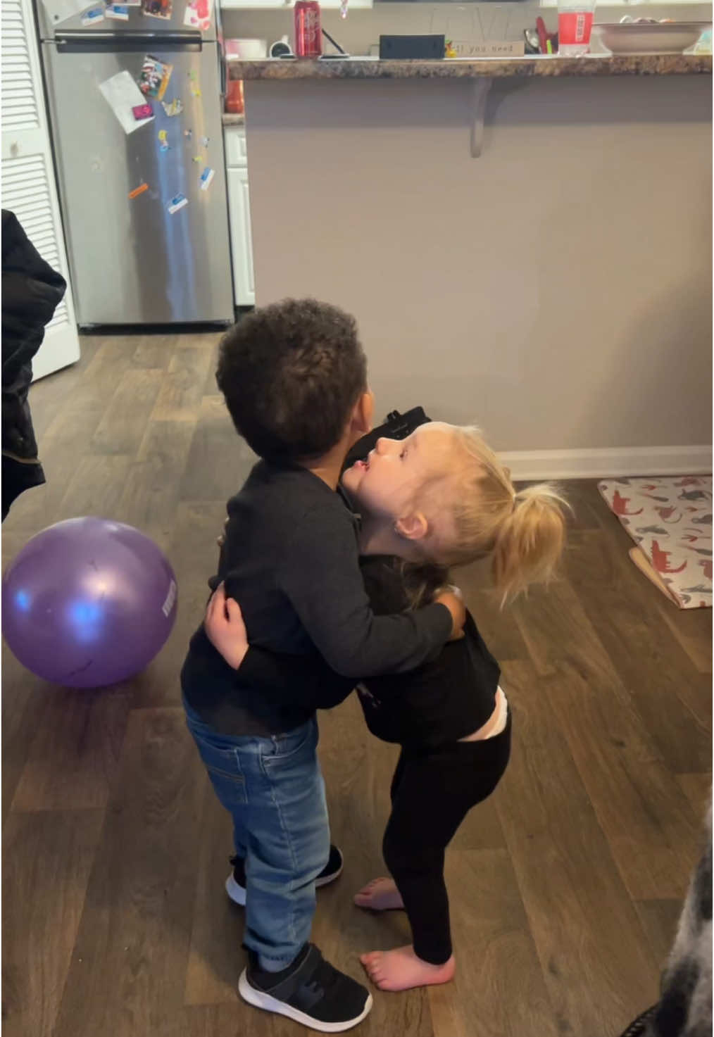 When you haven’t seen your best friend in forever cause you no longer go to the same daycare 😣😭😂 this was the sweetest reunion ever ❤️ #BestFriends #toddlerbesties #momlifebelike #toddlerlife #WeDoRecover #preciousmoments #fyp 