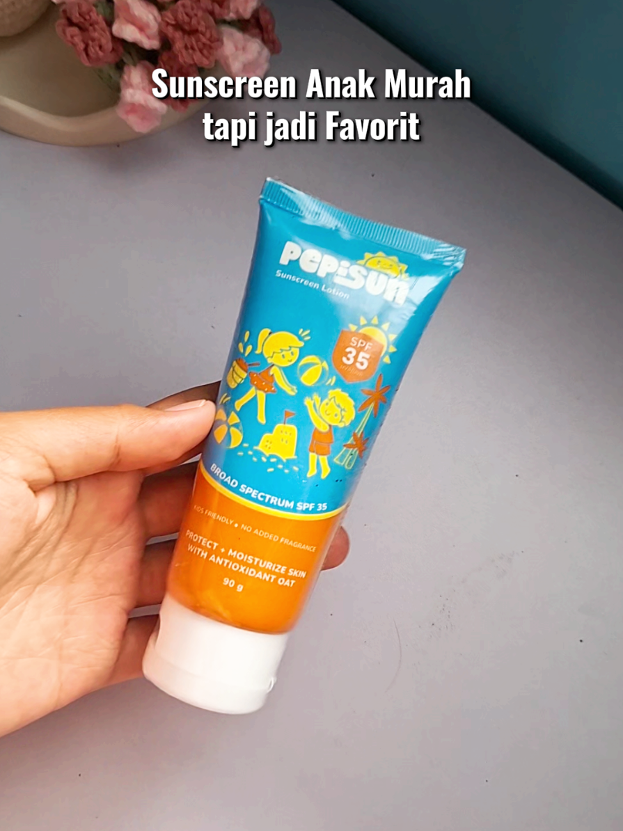 Bukan orang dewasa aja loh yang butuh sunscreen, bocil juga perlu #sunscreen #sunscreenanak #skinscare #skincareanak #pepisun #spf35 #fyp #racuntiktok 