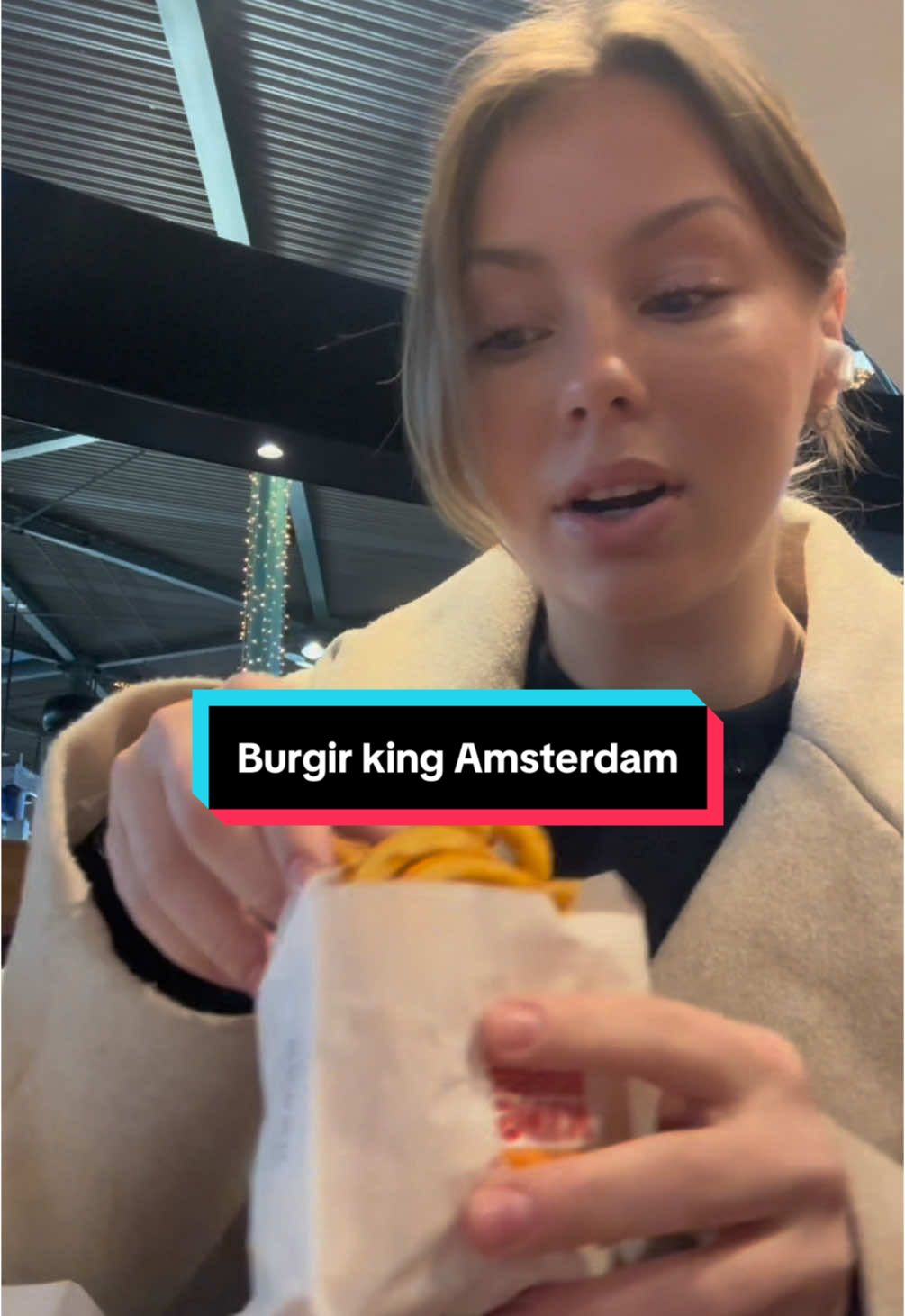 Oli tosi hyvä burgir king! Spämmin nyt tylsyyttäni tänne 😍 #tylsää #jumissa #amsterdam #fail #badday #burgir #burgerking #auttakaa #CapCut #sorrynotsorry 