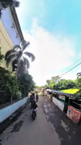 Sunmori kfc #subang #subangpride🏴‍☠️ #2stroke #2strokesubang #ninjaRR #fyp #sunmori #kfcsubang #CapCut 