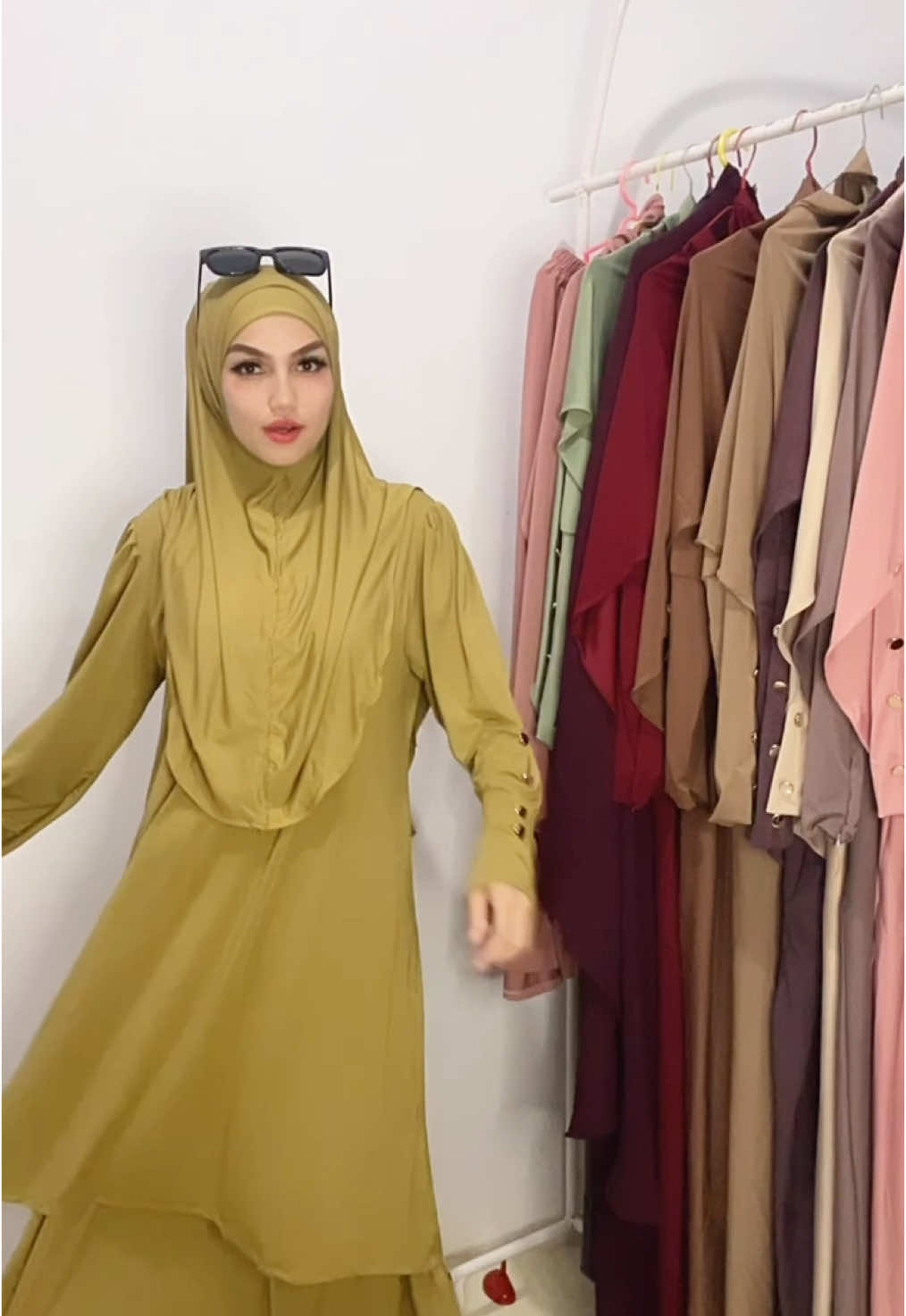 Siapin yuk abaya malay untuk bukber nya co di keranjang kuning ya ❤️