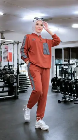 Baju Olahraga Muslimah One set Sport Wanita Muslimah Sporty Kaos #set #oneset #olahraga #muslimah #sport #kaos #sporty #kekinian #casual #fashion #trending 