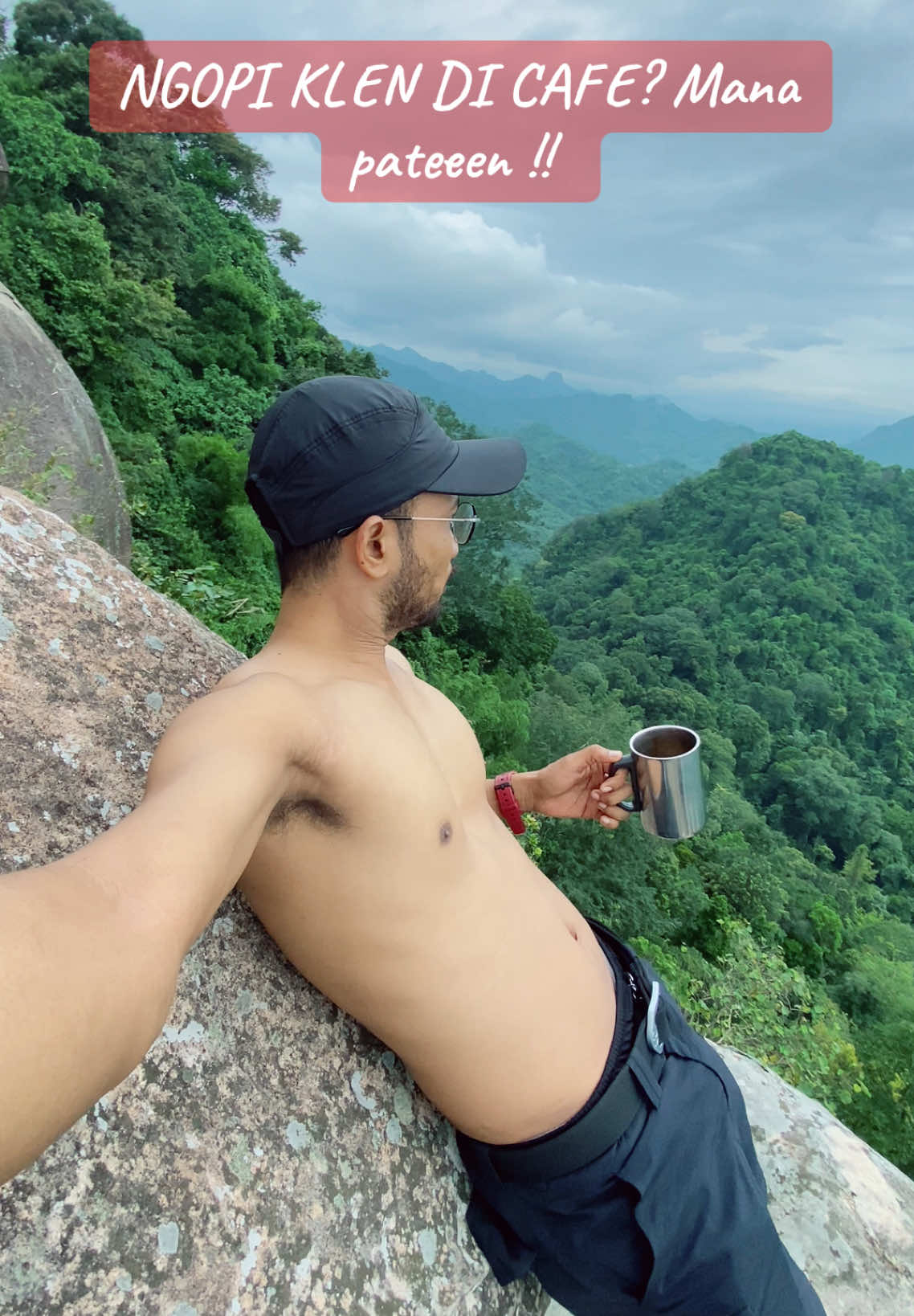 NGOPI KLEN DI MANA? Di cafe? Mana pateeen !! #gununghaur #purwakarta #paranggombong #Hiking #pendakigunung #pendakiindonesia #fypシ゚viral #fyppppppppppppppppppppppp 