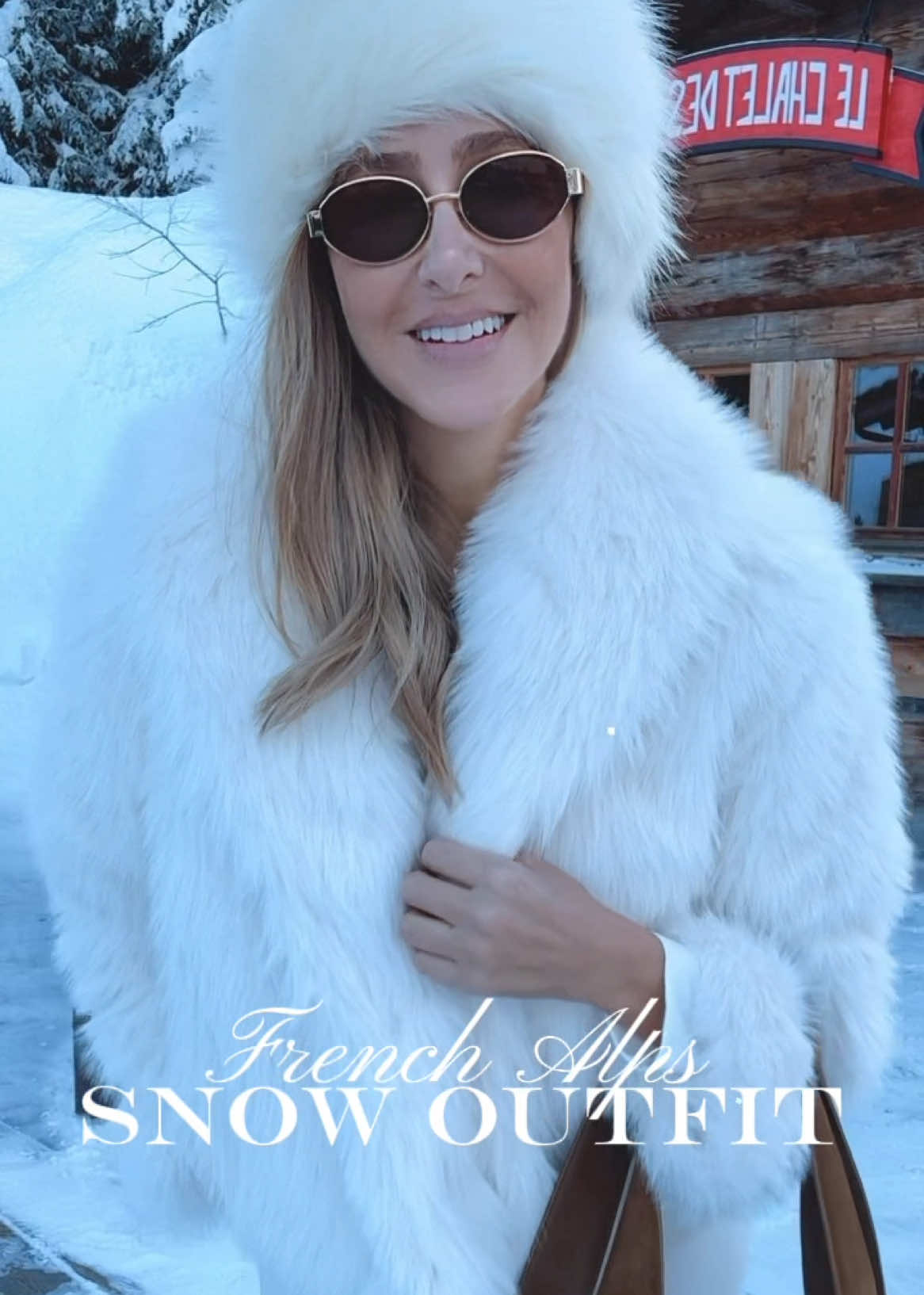 French Alpes snow outfit! Beautiful all white winter outfit. Link in my bi0 and in the comments #winter #outfits #winterfashion #snow #ski #skiing #snowboarding #frenchalps 