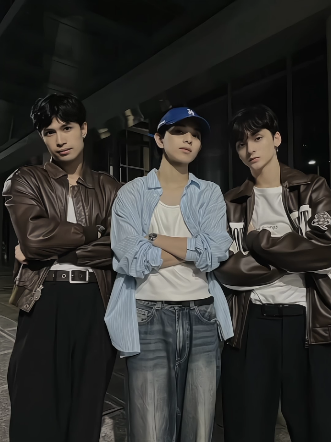 the hottest trio dang @frostsandoval @_ethandavidd @charles_laww  #angmutyangsectione #amnse #eatmore2behappy #ethandavid #frostsandoval #charleslaw #fyp #viral #wattpad 