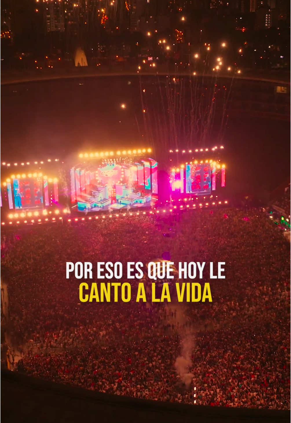 Yo he escrito mil canciones que hablan del amor Otras de despecho llenas de dolor Canciones pa' la fiesta y suena el acordeón Diciendo que la noche apenas comenzó 💿 Canto A La Vida ft. @Fonseca 💚 #Grupo5 #Fonseca #CantoALaVida #Cumbia #musica #EnViVo #Live #fyp #parati #grupo5oficial 