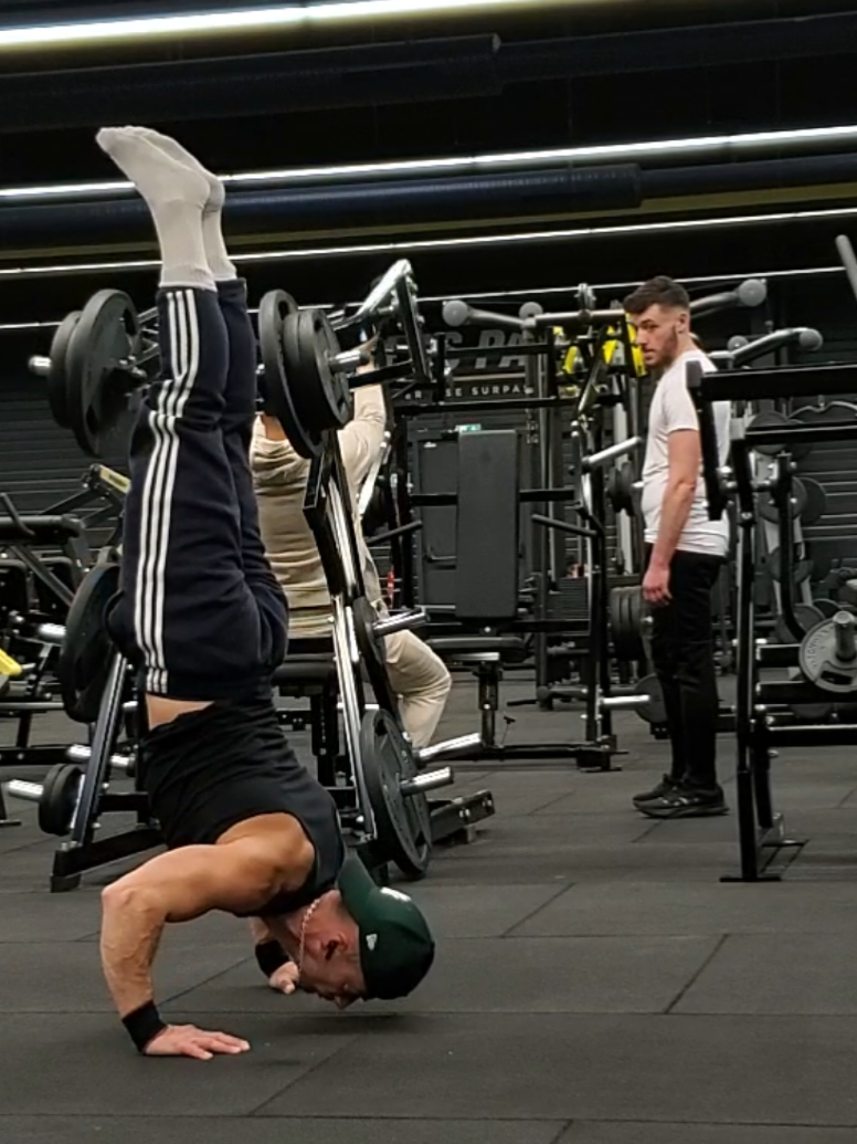 reaction people at gym to calisthenics workout  #fyp #parati #pourtoi #for #tik_tok 