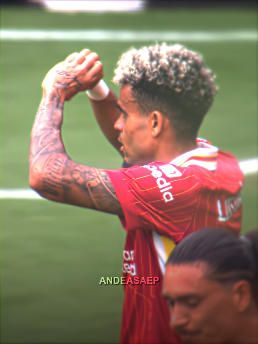 Diaz smooth edit😍 -- #diaz #aftereffects #liverpool #footballedit #blowup 